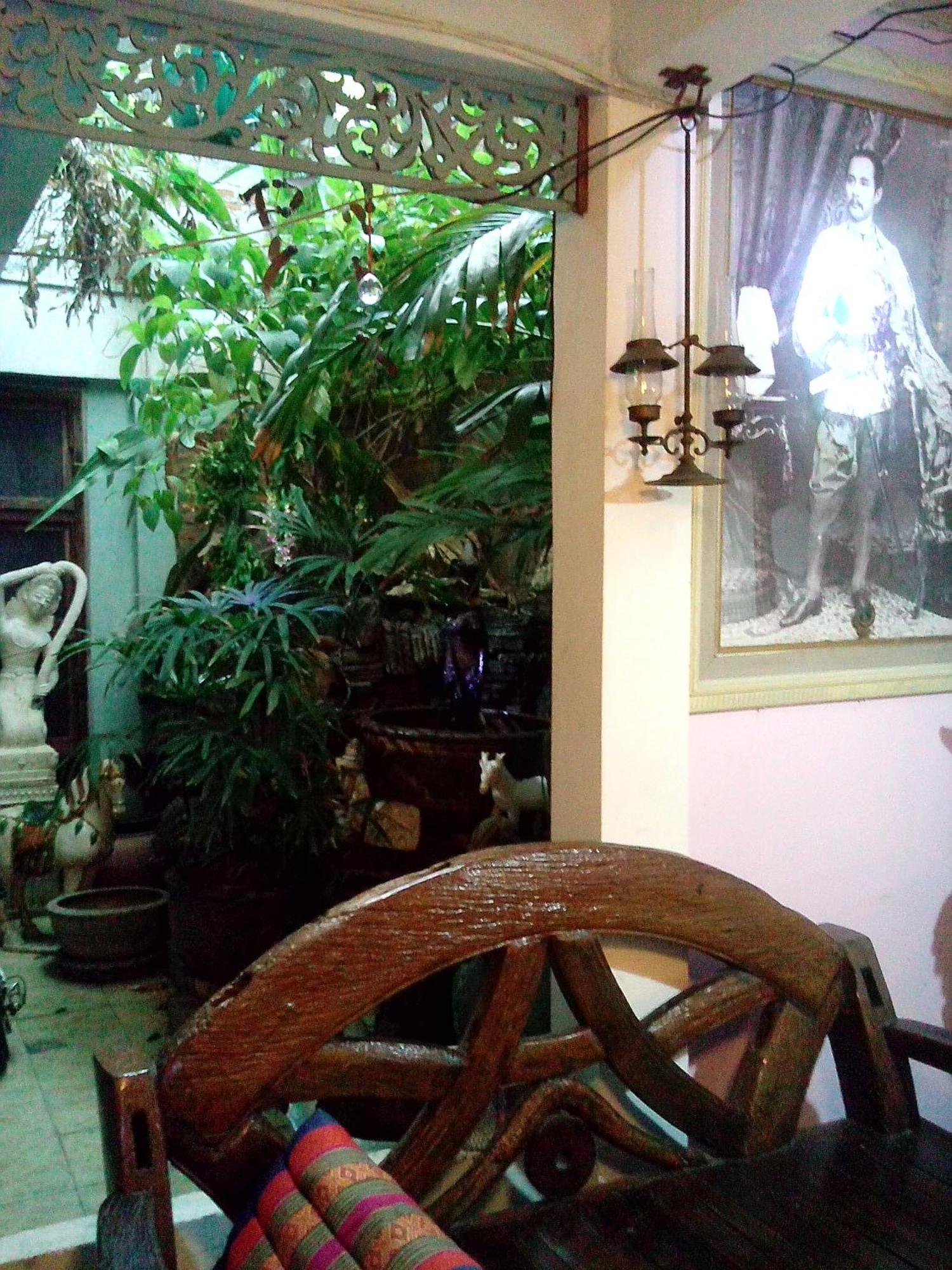 Cafe De Baan Raow Hotel Bangkok Exterior foto