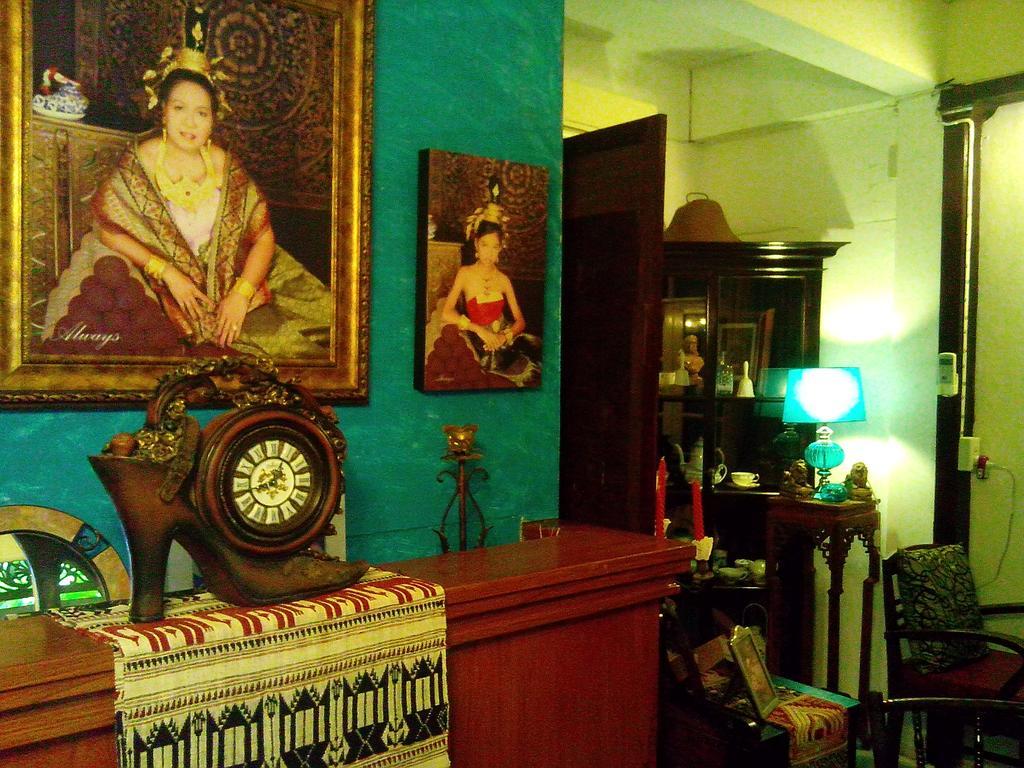 Cafe De Baan Raow Hotel Bangkok Exterior foto