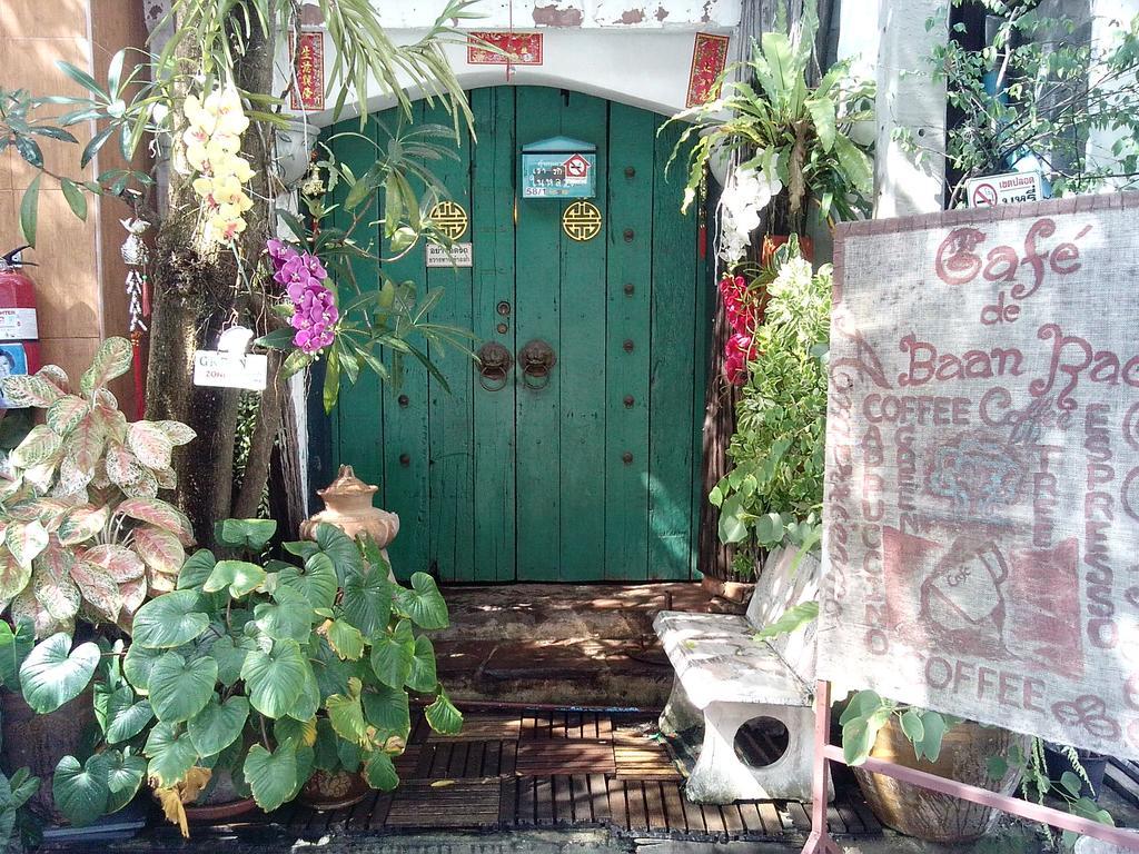 Cafe De Baan Raow Hotel Bangkok Exterior foto